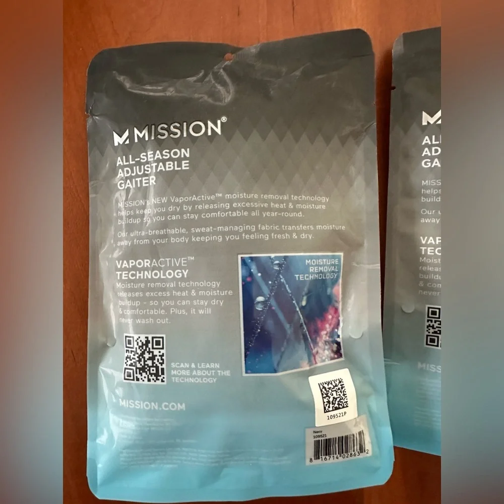 NWT Mission All-Season Adjustable Gaiter (2) Navy